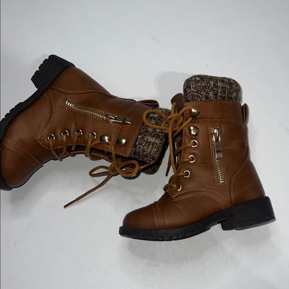 Brown Kids Boots with Knit Cuff - Picture 6 of 7